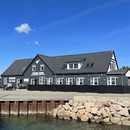 Отель Pakhuset Anholt Экстерьер фото